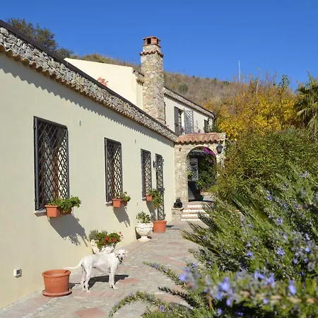 Casa Lucarella Apartment *