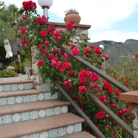 Casa Lucarella *